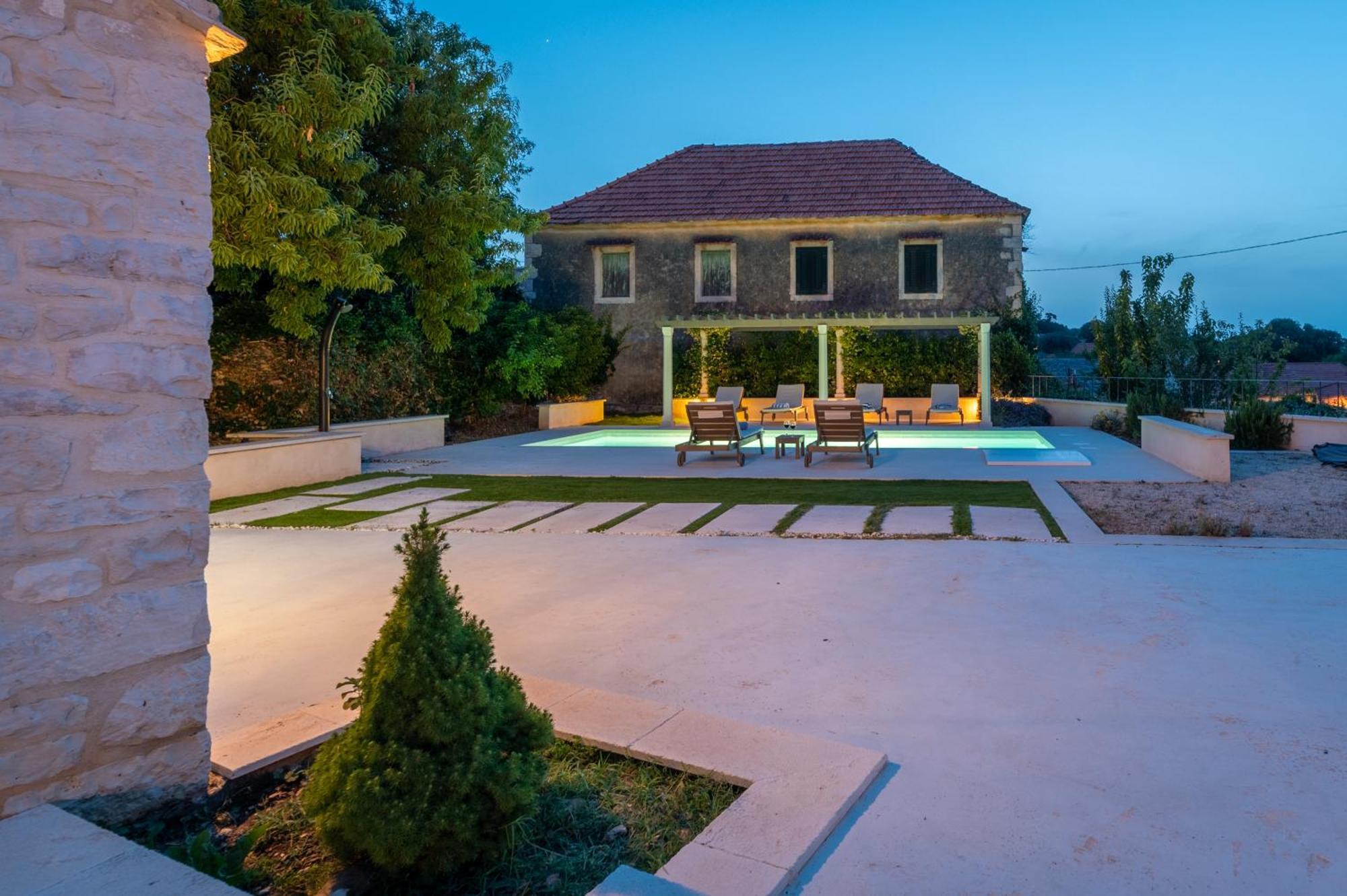 Villa Komelo Škrip Εξωτερικό φωτογραφία
