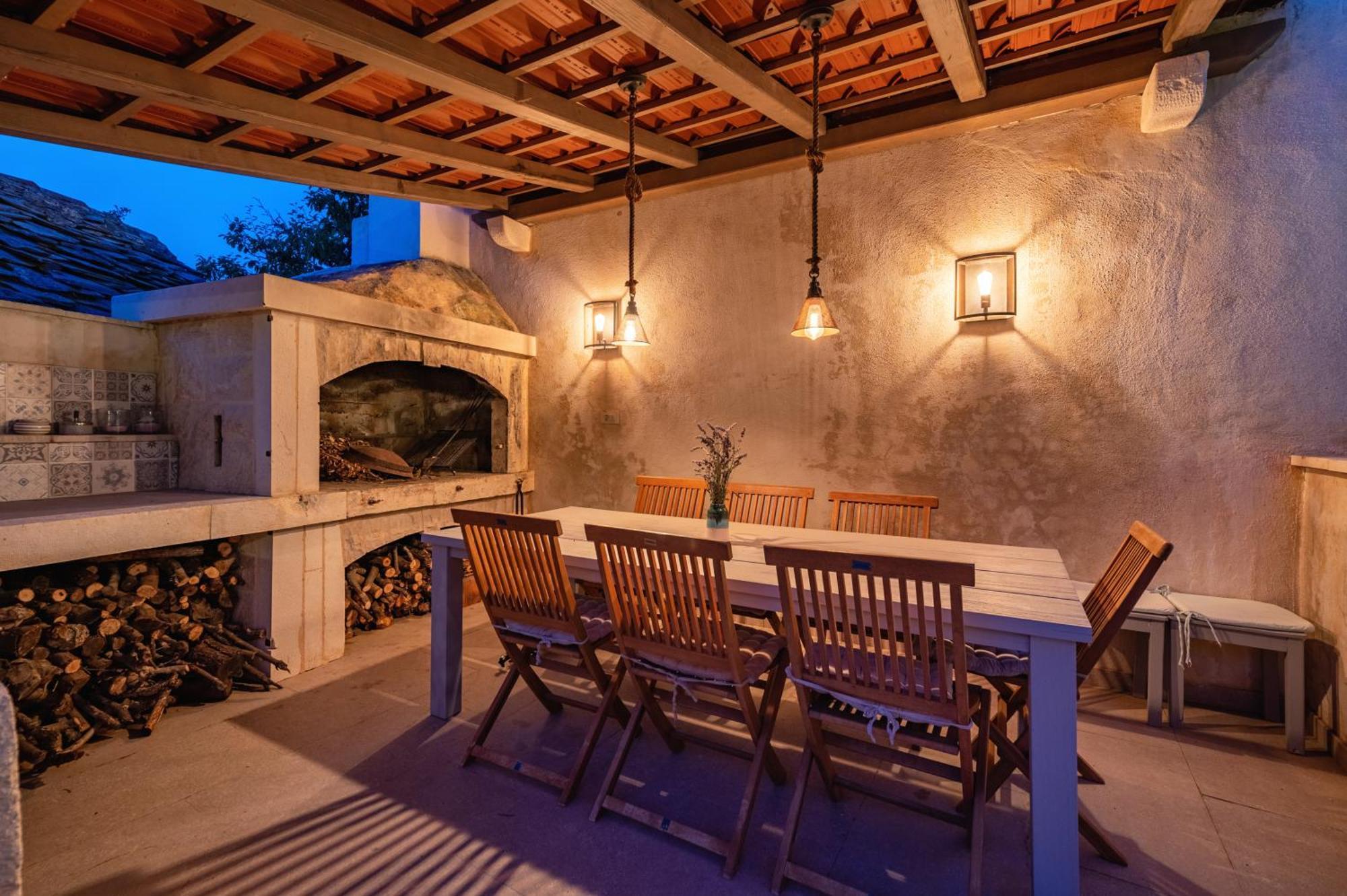 Villa Komelo Škrip Εξωτερικό φωτογραφία