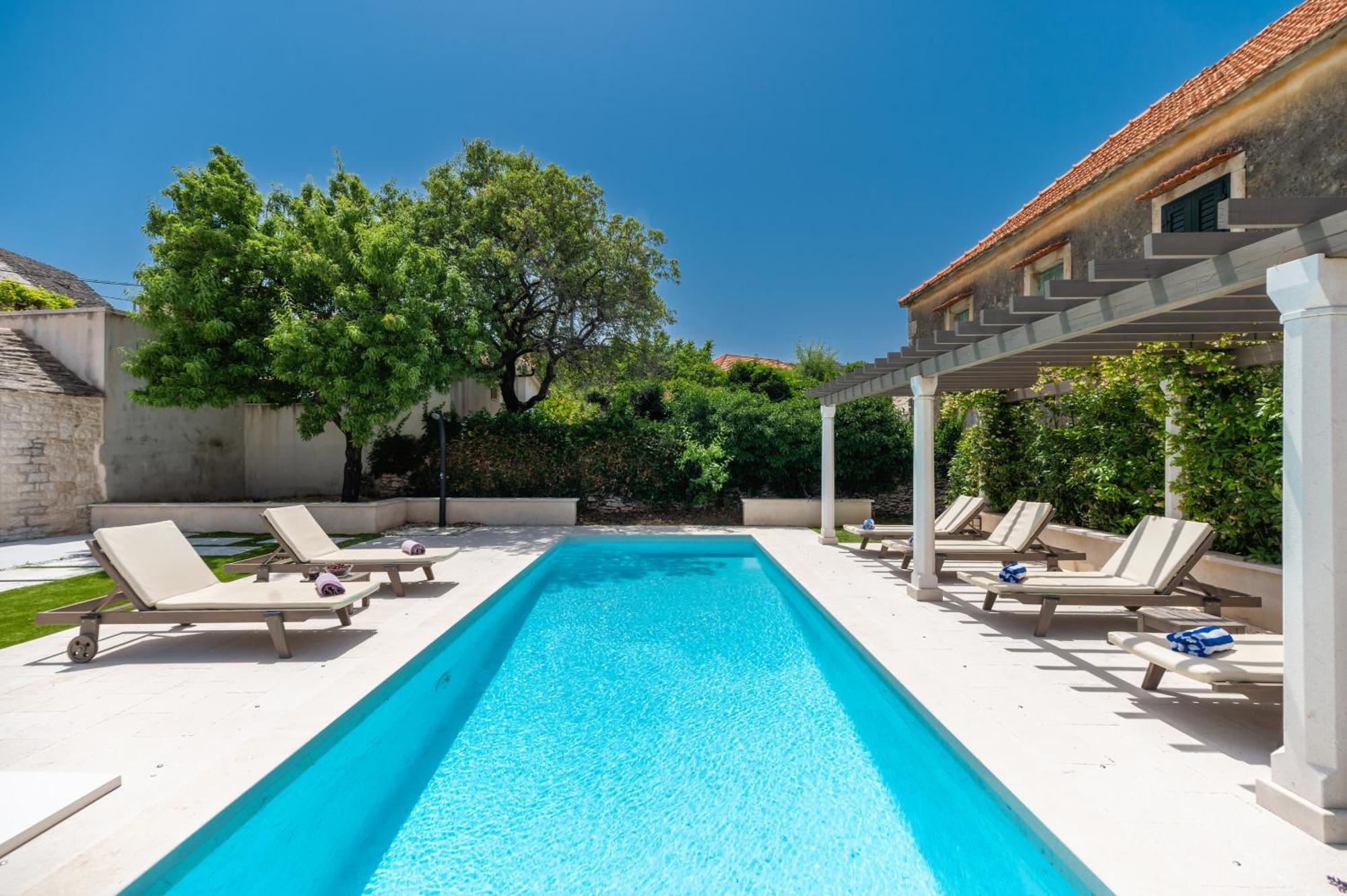 Villa Komelo Škrip Εξωτερικό φωτογραφία