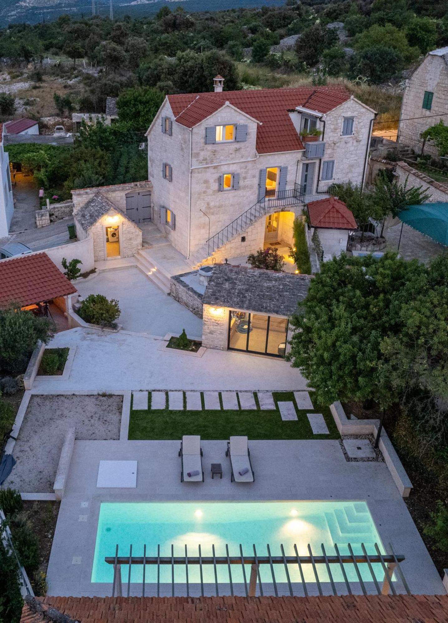 Villa Komelo Škrip Εξωτερικό φωτογραφία