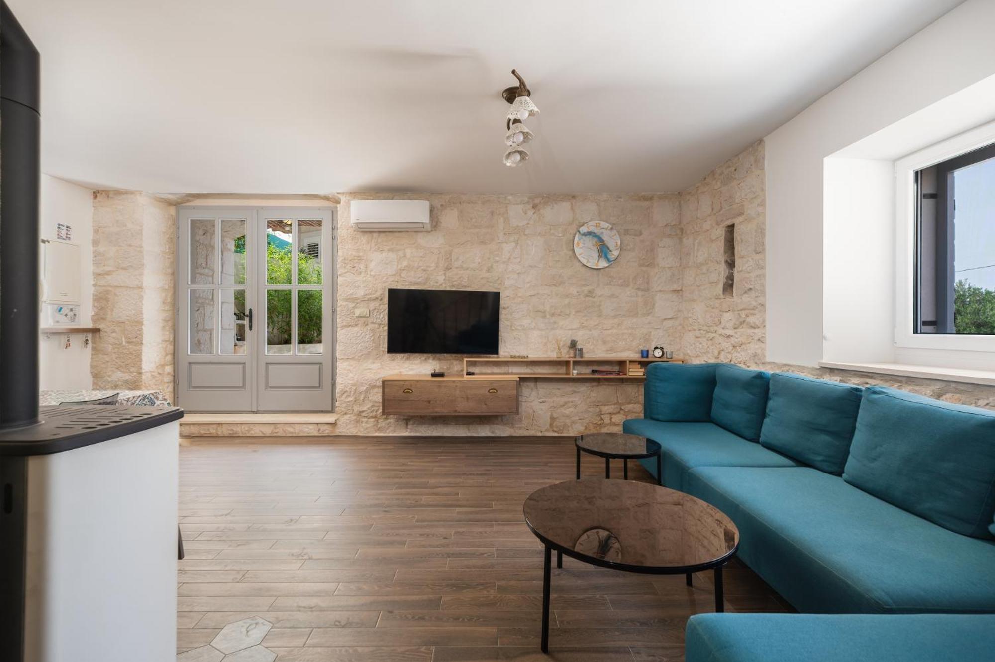 Villa Komelo Škrip Εξωτερικό φωτογραφία