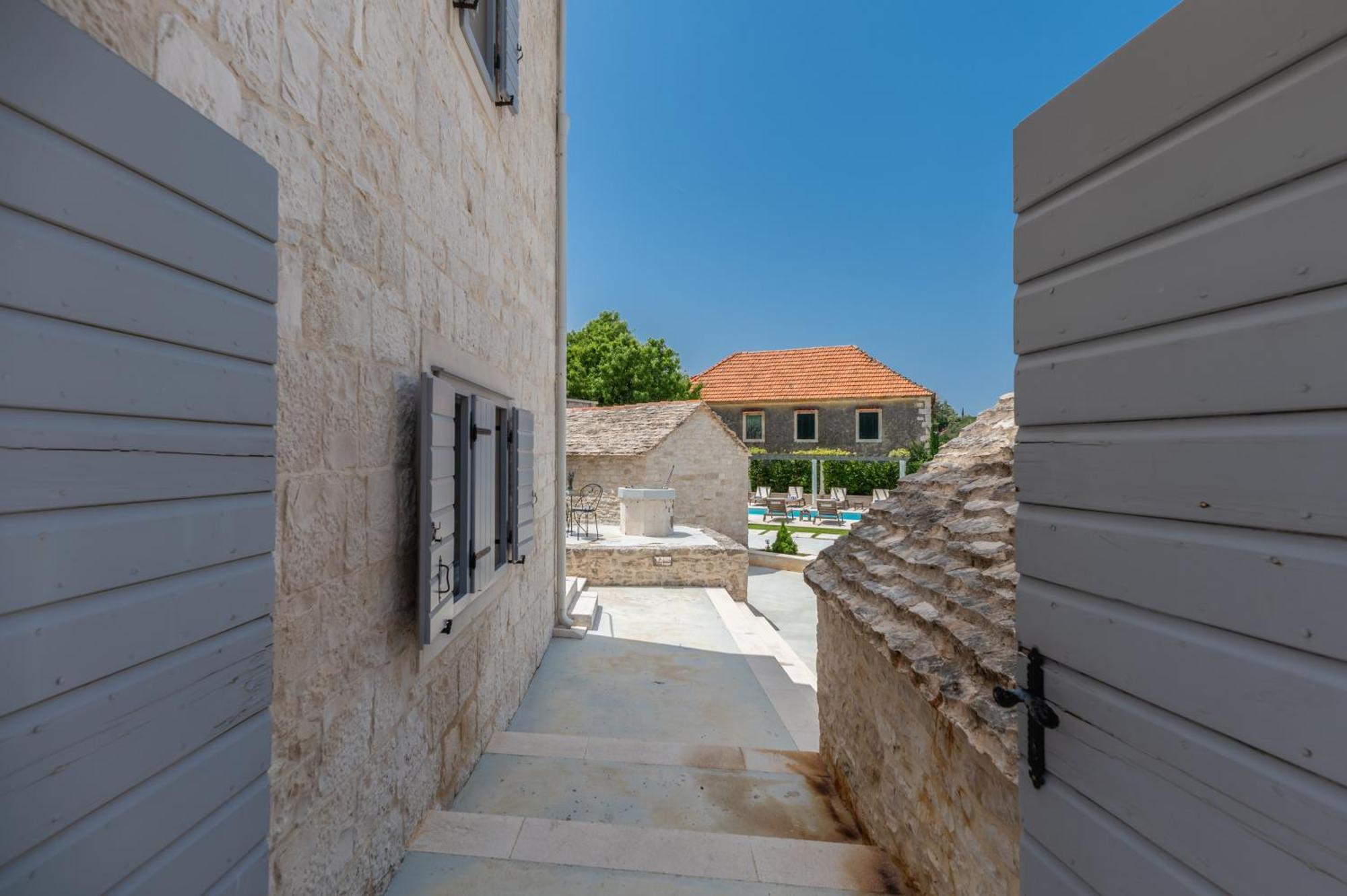 Villa Komelo Škrip Εξωτερικό φωτογραφία